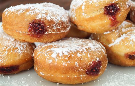 10 Best Doughnuts From Around The World The List Love
