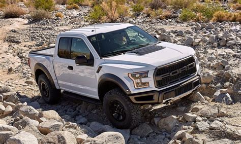 Ford Sets Pricing For 2017 F 150 Raptor Super Cab Takes On Tech