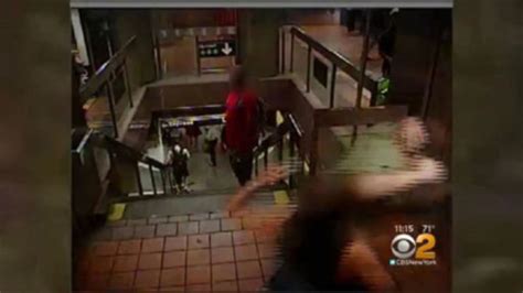 Woman Chases Alleged Groper Through New York City Subway Station Cbs Philadelphia