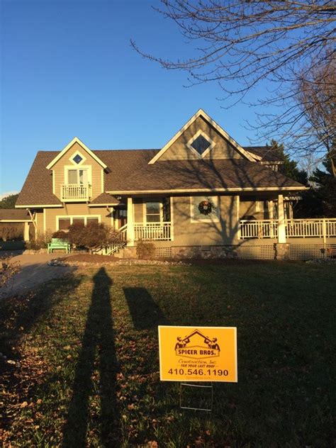 Your roof can represent up to 40% of your home's curb appeal. GAF Timberline HD shingles - Mission Brown | Shingle colors