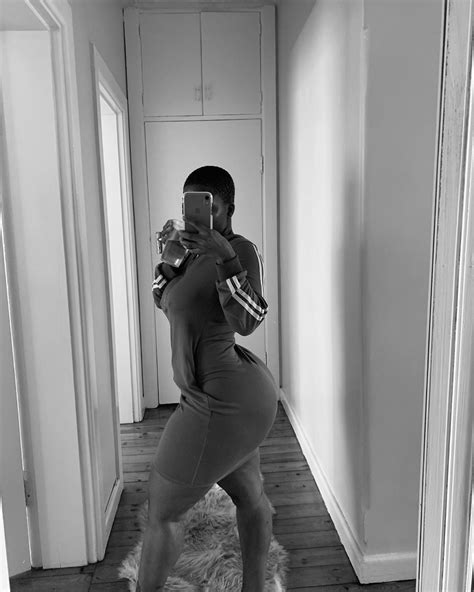 Big Ass Selfie How To Wear Black Women Fashion Moda Black People