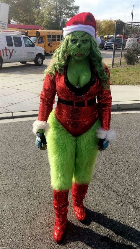 Diy Grinch Costume Woman Carley Tyner