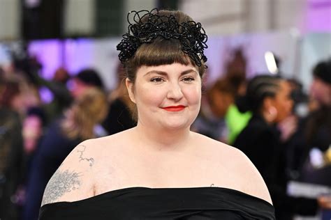 Lena Dunham Reflected On Facing Body Criticism In Her S