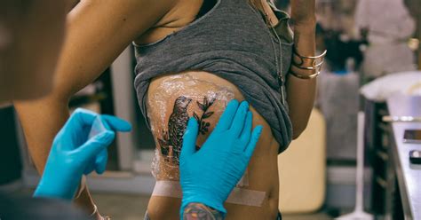 An allergic reaction is an inflammatory process that is triggered by a foreign substance known as an allergen. Tattoo Allergy: Rash and Other Reactions to Ink, Treatment ...