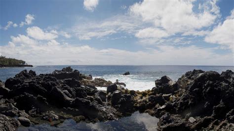 Nude Beaches In Hawaii To Soak In Freely On The Sandy Shores