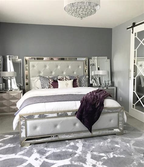 Pin By Magaly Rosado On Master Bedrooms Decor Bedroom Decor Silver Bedroom Luxurious Bedrooms
