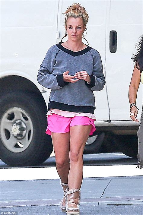 Britney Spears Bares Her Toned Midriff In Flowing Handkerchief Top