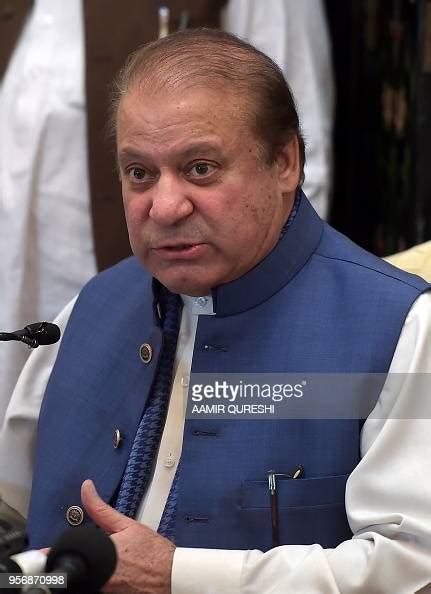 ousted pakistani prime minister nawaz sharif gestures during a press nachrichtenfoto getty