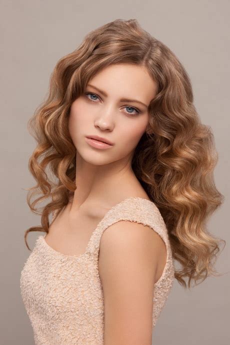Mittellange frisuren sind außerdem perfekt für dünnes, sehr feines haar geeignet. Frisuren feines langes haar