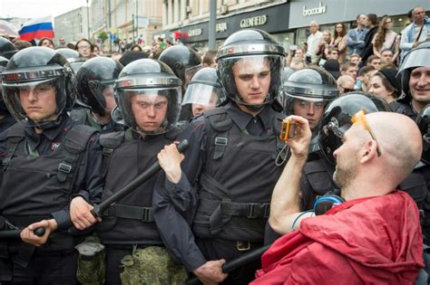 Navalny Jailed 1500 Arrested After Protests Across Russia