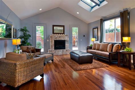 The rich, cool brown design is evenly toned for a consistent look across open floor plans, large bonus rooms, and more. Laminate Flooring Is A Wise Decision For Your Interiors ...