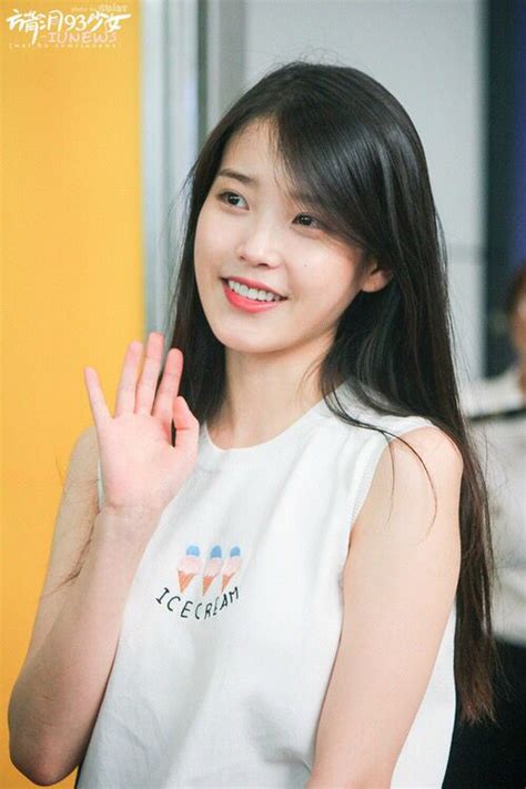 Iu ️ ️ Korean Star Korean Girl Asian Girl Korean Celebrities Celebrities Female Celebs