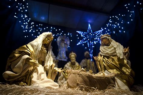 How do atheists celebrate Christmas? | SBS Life