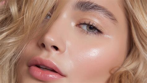 The Tiktok Makeup Trend You Should Try For A Glass Skin Dewy Look