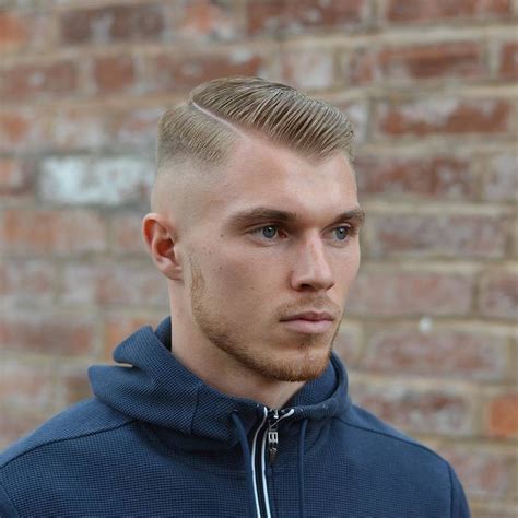 The 8 Best Hairstyles for Men With Thin Hair in 2021 - The Modest Man