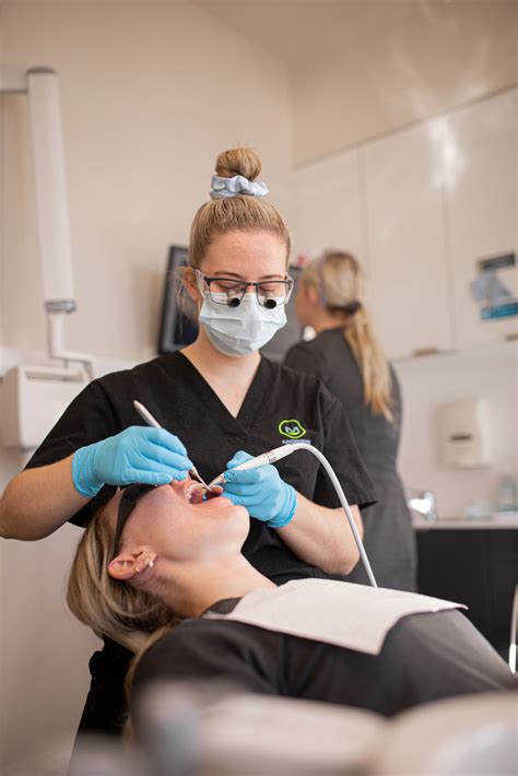 oral health therapists newcastle morrin dental