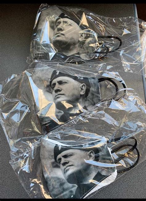 I tessuti convenzionali ortogonali e a maglia sembrano non riuscire a. Coronavirus in Veneto, Verona: mascherine con Mussolini. È ...