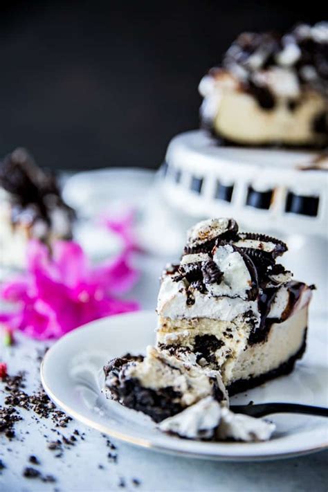 After you choose your 6 inch cake batter, it's time to start prepping the cake pans. Instant Pot Cheesecake with Oreos + Tutorial - Recipes ...