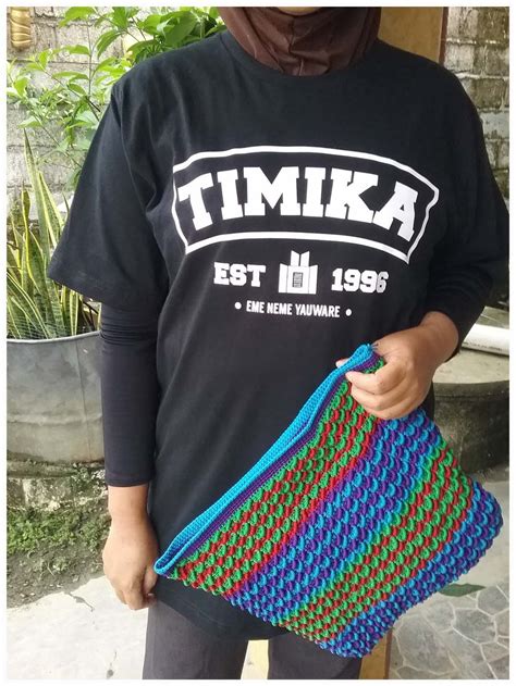 Blue and yellow wedding decor; Koleksi Desain Baju Kaos Papua | 1001desainer
