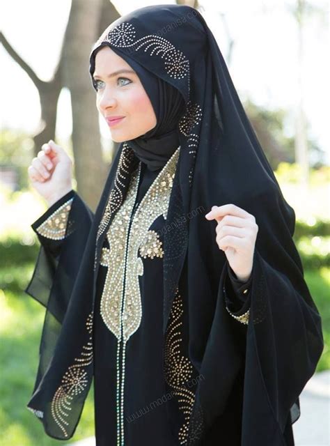 Pin By Nadia 👑 Karam On Veil Muslimah Clothing Muslimah Fashion