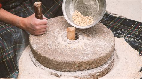 Stone Milled Vs Roller Milled Flour Whats The Difference