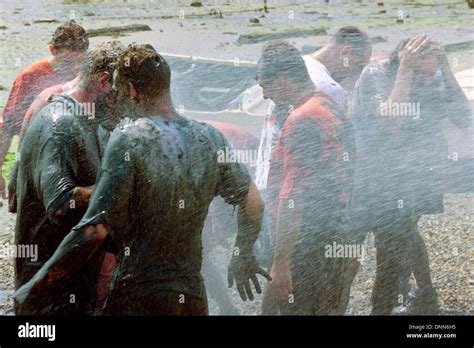 Muddy Soccer Players Hi Res Stock Photography And Images Alamy
