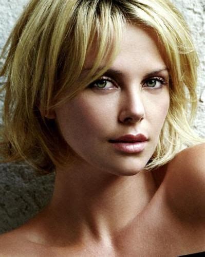 Charlize Theron Hairstyles Part 4 Charlize Theron Hair Hair Styles