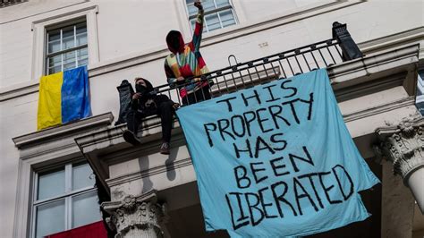 Squatters Took Over A Russian Oligarch’s London Mansion