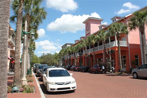 A Glimpse Of Charming Celebration Florida Caroline In The City