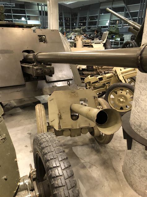 It served with units of the nebeltruppen, the german equivalent of the u.s. 8.8cm Raketenwerfer 43 Püppchen : CompanyOfHeroes