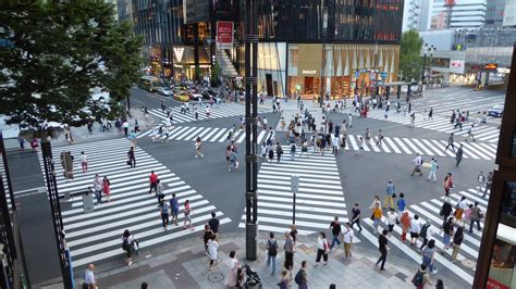 One Of Tokyos Famoust Crossings Ginza Crossing