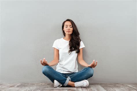 7 Amazing Mind And Body Benefits Of Meditation For Women Her Own Health