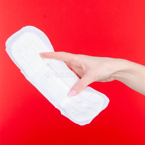 Almofada Sanitária Da Menstruação Para O Período Menstrual Da Mulher Pulso De Disparo Vermelho