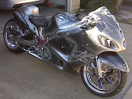 Suzuki hayabusa 2012 low milage 1400km it looks zero. 2012 Suzuki Hayabusa Review | Motorcycle News