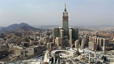 सऊदी अरब ने कहा मस्जिदों के लाउडस्पीकर को कम रखना सही bbc news हिंदी