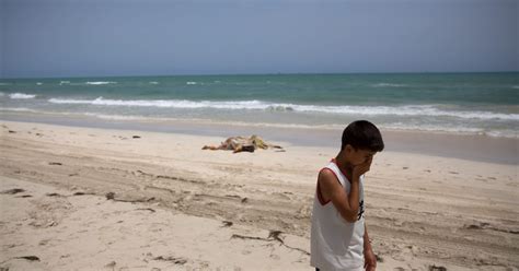 Refugee Crisis Bodies Of People Wash Up On Western Libya Beach Metro News