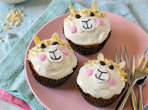 Llama Party Muffins With Cream Cheese Icing Things To Do With Kids