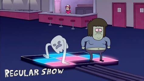 Regular Show Muscle Man And Hfg Plays Games To Win Tickets Fuzzy