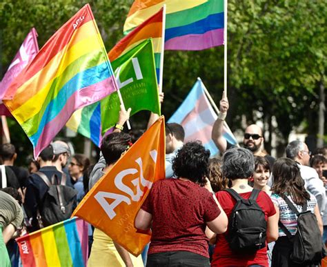 Единственная в токио трансгендерная участница, новозеландка лорел хаббард, забаранила в рывке и осталась последней. The National Review (США): беспредел ЛГБТК-организаций