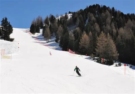 Skiing Val Di Fassa Val Di Fassa Ski Terrain Ratings Lifts Maps