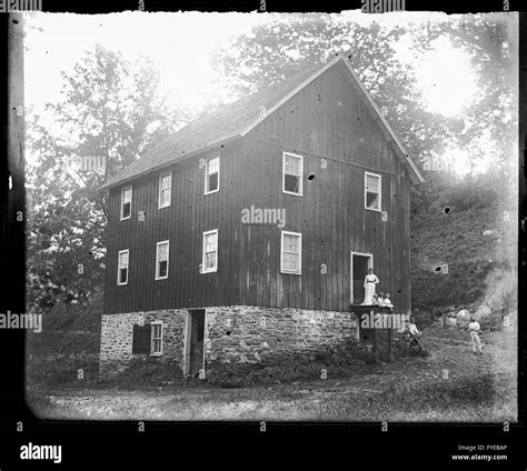 Victorian Photograph Of A Farmhouse In Fallston Maryland Stock Photo