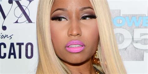 Nicki Minaj Looks Gorgeous Without Makeup In Instagram Selfie