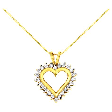 10k Yellow Gold 16 Carat Diamond Heart Circle Pendant Necklace For