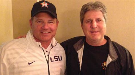 What Do Les Miles And Mike Leach Talk About And The Valley Shook