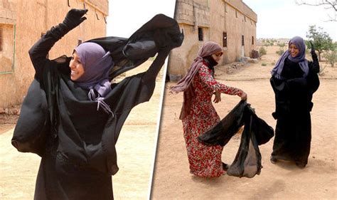 syria war women celebrate end of isis near manbij by ditching islamic niqab dress world