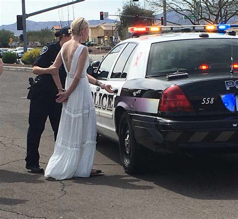 Bride Arrested For Alleged Dui On The Way To Her Wedding