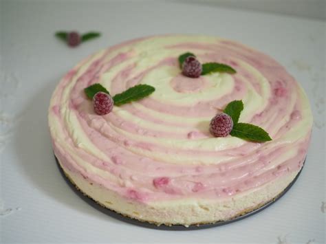 2 press this mixture into a 20cm springform tin; Candy-stripe Cheesecake - Champagne and Chips