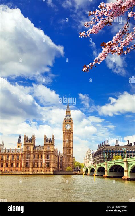 Big Ben In London At Spring Stock Photo Alamy