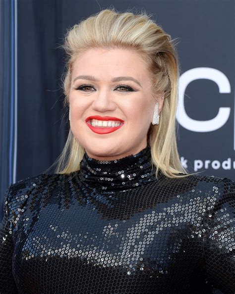 Kelly Clarkson At 2019 Billboard Music Awards In Las Vegas 05012019