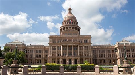 A Brief History Of The Texas State Capitol Building